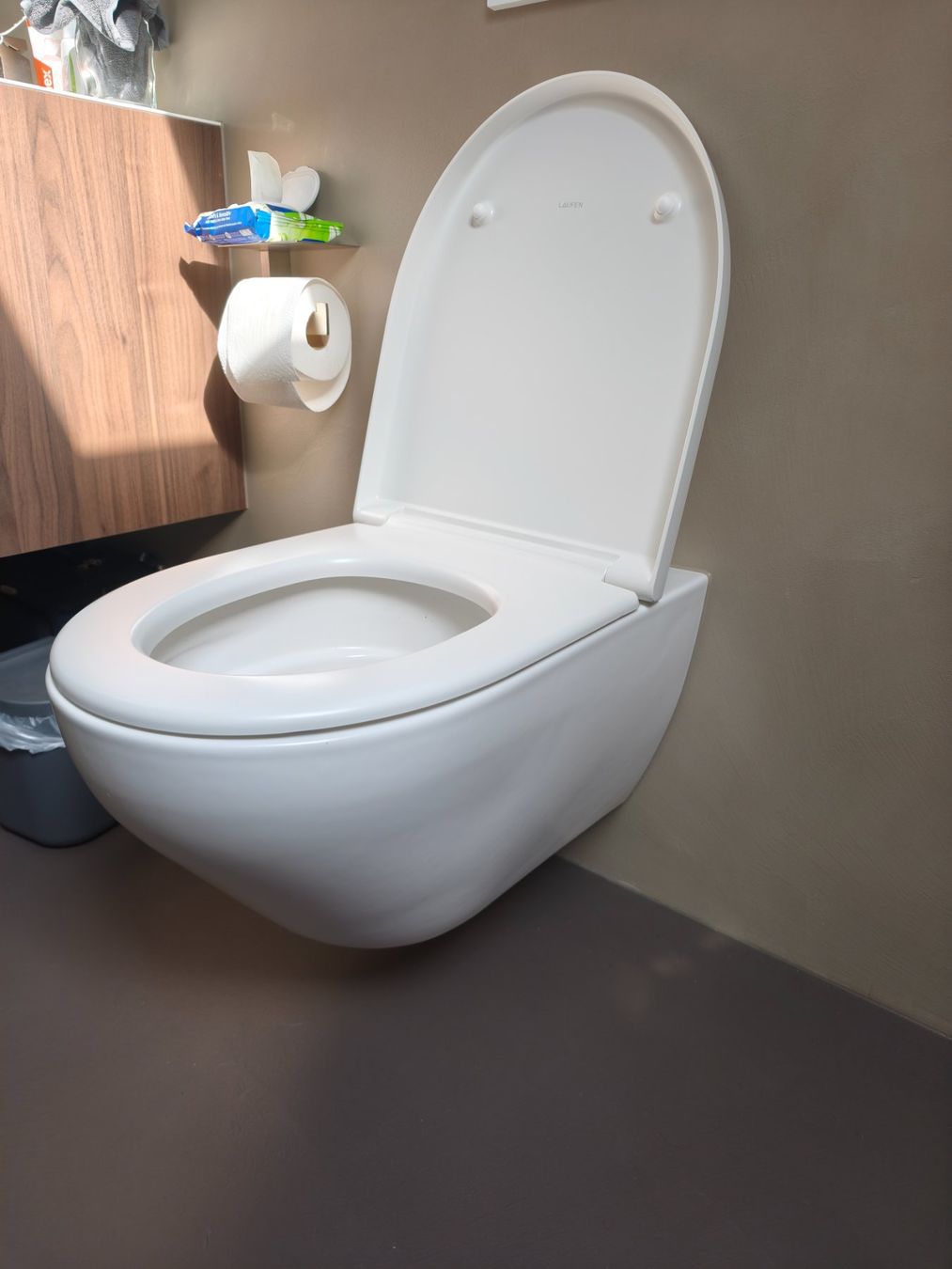 Laufen WC: Wand-WC Laufen – Usato da Büttenhardt venduto da lowprice02