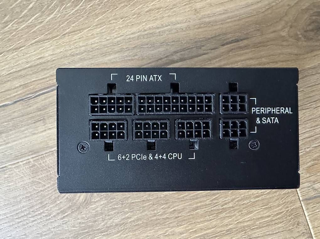 Componenti elettronici: Alimentation pc corsair sf450 80+ gold  – Usato da Jouxtens-Mézery venduto da mat_yy9b 3