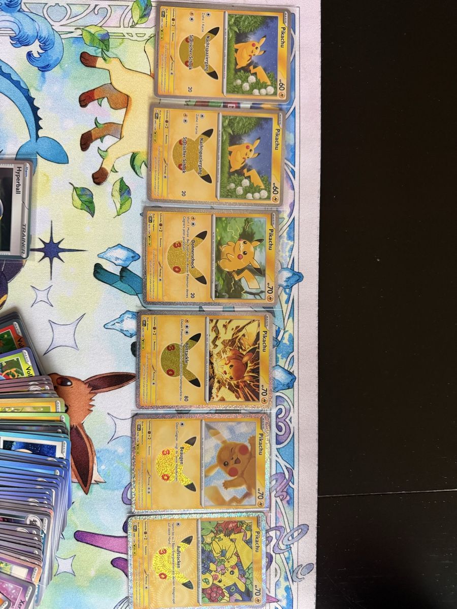 Pokémon Sammelbilder & Trading cards: Bulk Pokemon Karten 30 Jubiläum – Gebraucht aus Lenzburg von cream_scream 1