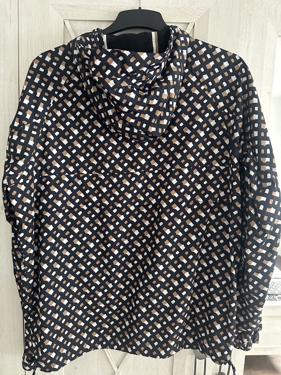 Hugo Boss Giacche: Boss Regenjacke Grösse 50 – Nuovo (secondo la descrizione) da Gachnang venduto da tsc_5kvc 2