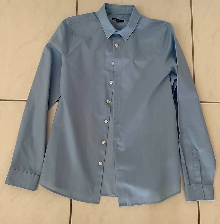 C&A Hemden, T-Shirts & Polos: Hemd hellblau C&A Premium Grösse 164 – Gebraucht aus Hergiswil NW von ani_7z2m