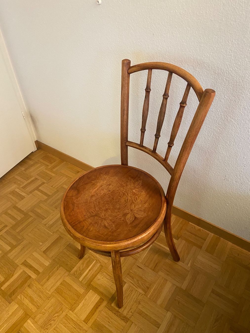 Stühle: Design Bugholzstuhl, frisch restauriert – Gebraucht aus Meilen von rowland534 5