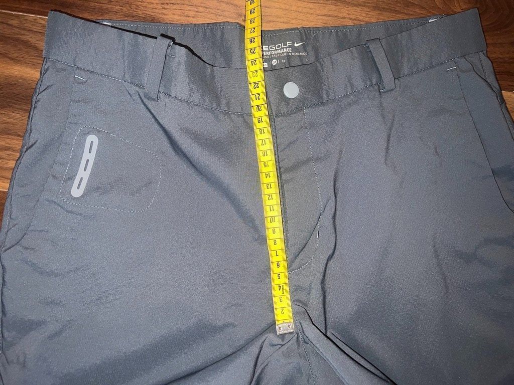 Nike Hosen: Pantalons de golf Nike - US 32 - L – Gebraucht aus St-Sulpice VD von juhdu 6
