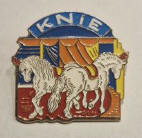 Rarität: Simone Erni Pin Circus Knie – Hommage 1992 – Gold