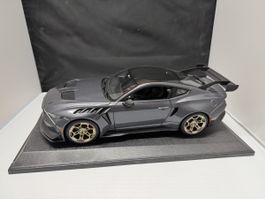 Modellauto Ford Mustang Maisto grau 1:18 neuwertig