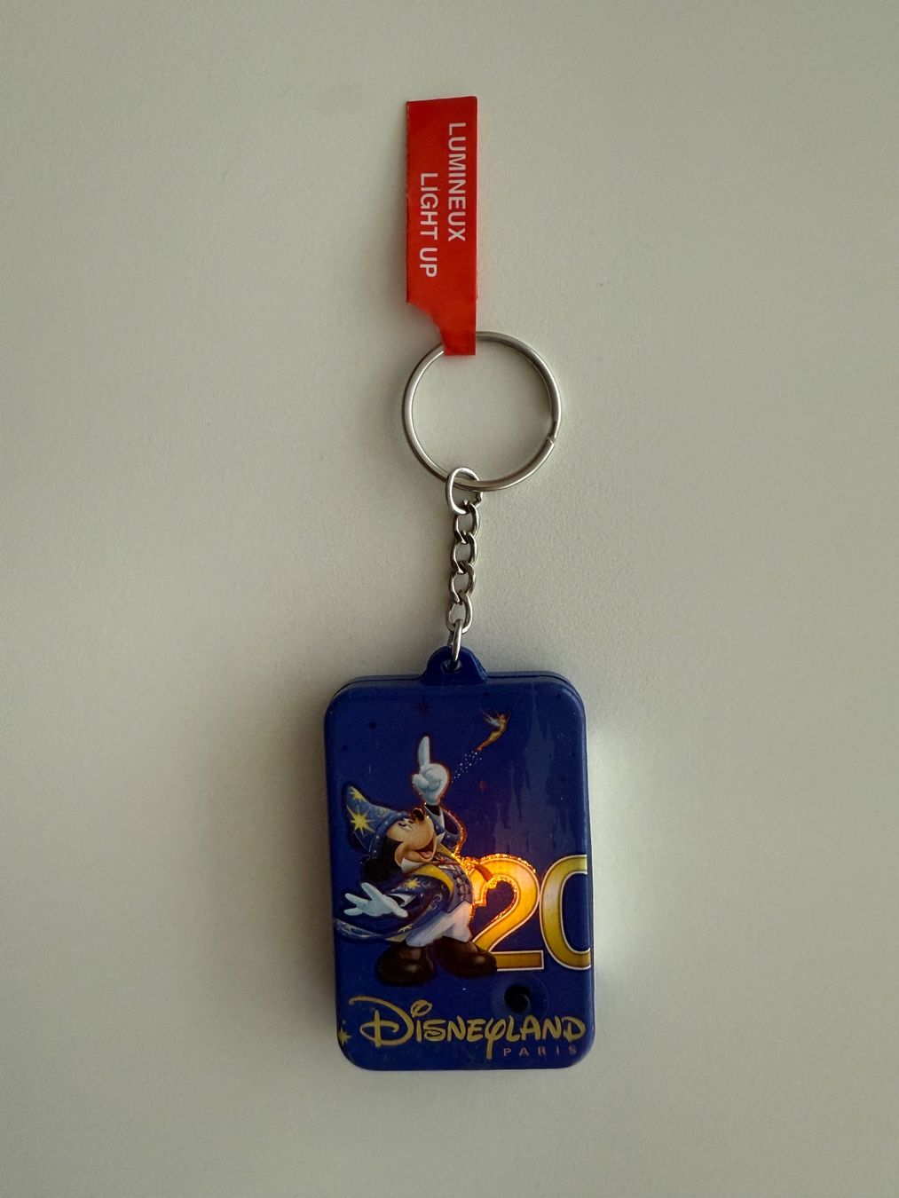 Disney Schlüsselanhänger & - bänder: Porte-clés lumineux Disneyland – Neu (gemäss Beschreibung) aus St-Gingolph von GoldenKeys 2