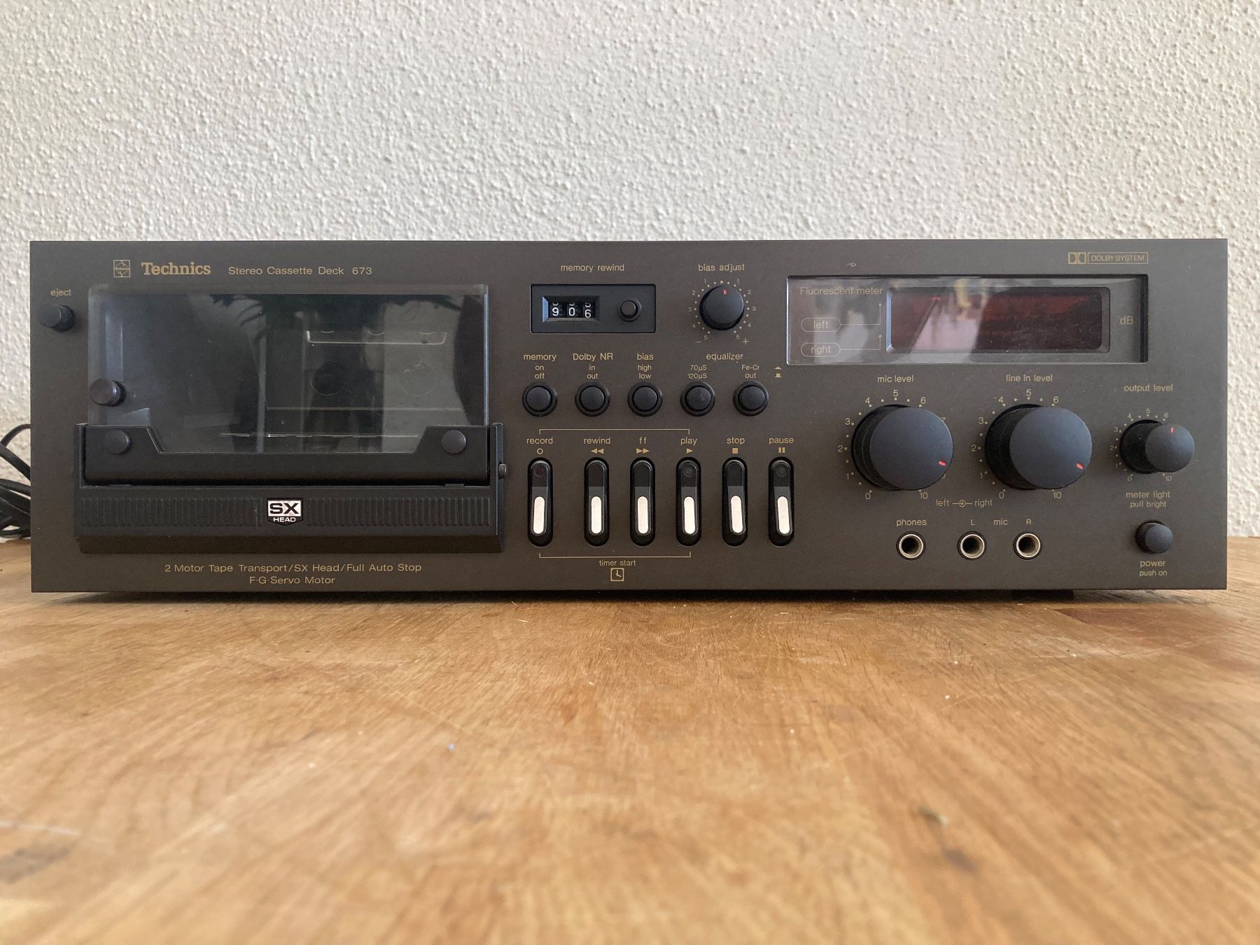 Technics Aufnahmegeräte: Technics RS- 673 Tape Deck Optisch guter Zustand – Defekt aus Hergiswil von Kundenfreundlich