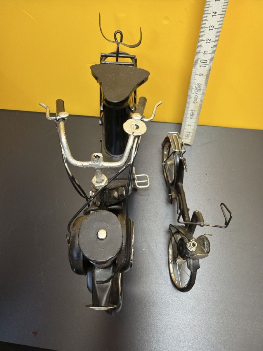 Figuren: 2 MODEL-SOLEX – Gebraucht aus Matzingen von exklusives 9