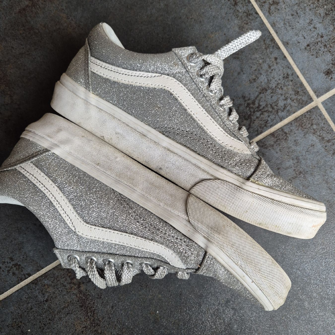 Damenschuhe: Basket Vans, taille 38,5, argentées – Gebraucht aus Choëx von NKim 2