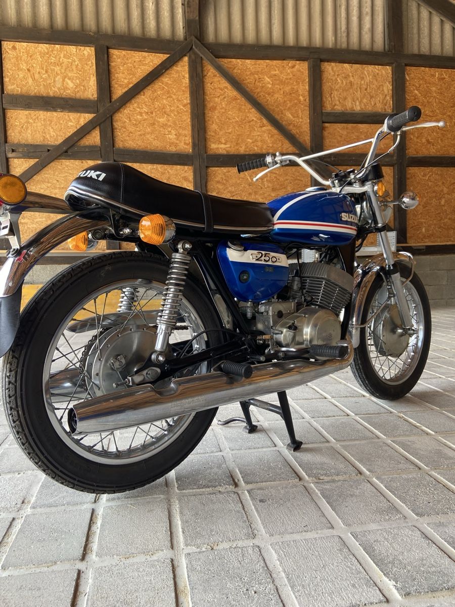Suzuki Route: Suzuki T250 2-Takt Oldtimer – D'occasion à Grenchen par Motorini 5