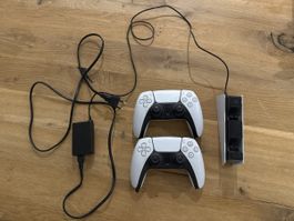 2x PS 5 Controller + Ladegerät.