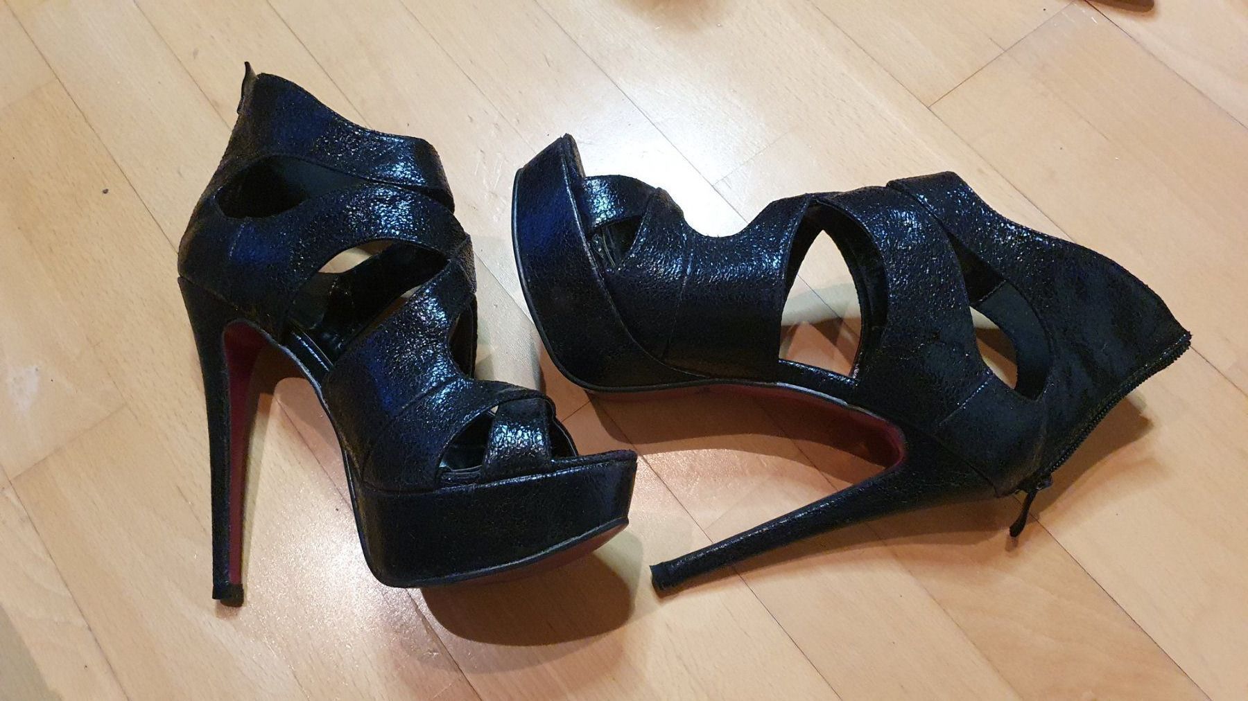 Scarpe da donna: 🌺 High Heels Größe 40🌺 – Usato da Wald ZH venduto da CapLux