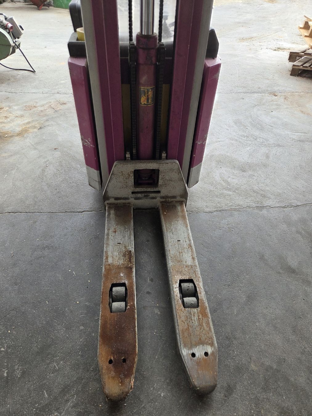 Gabelstapler & Hubwagen: Stapler  – Gebraucht aus Retschwil von KATANA_02 2