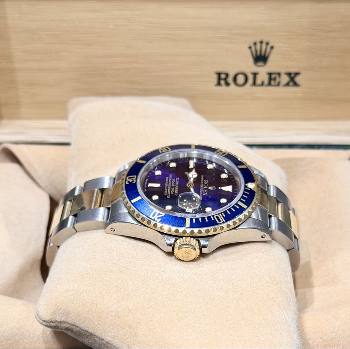 Rolex Orologi: Rolex Submariner Date Purple-Blue 1988 – Usato da Zürich venduto da WATCHROOM 4