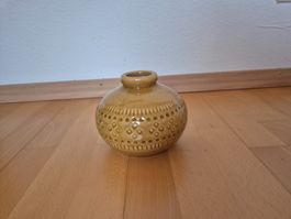 Kleine Keramikvase mit Muster, H 12 cm