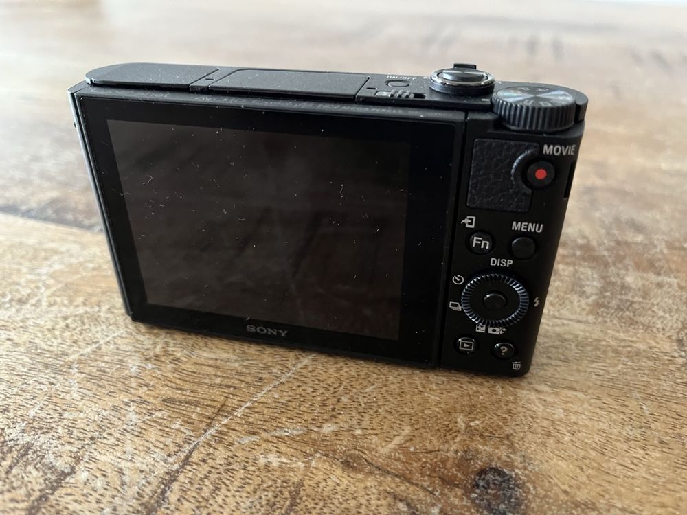 Sony Cyber-shot DSC-T50 – Appareil Photo Numérique Ultra-compact 7,2 MP – Écran Tactile – Argenté