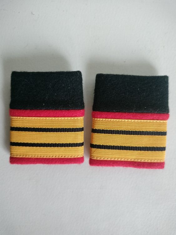 Schweizer Armee Militär Uniform Schulterpatten (Gebraucht) in Schwanden ...