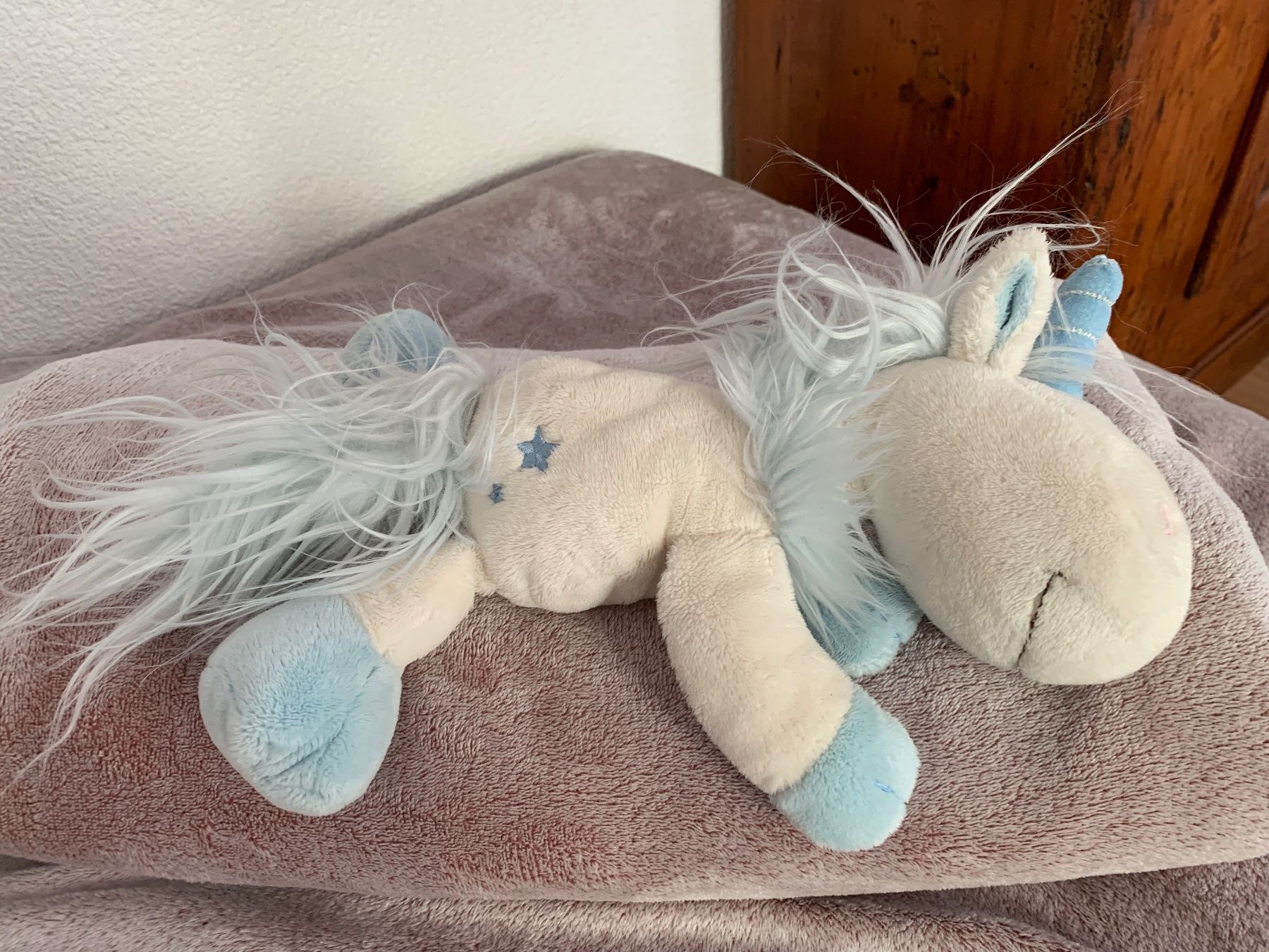 Nici Giocattoli: Nici zwei Plüschtier Einhorn – Usato da Aarau venduto da Matteomeier 1