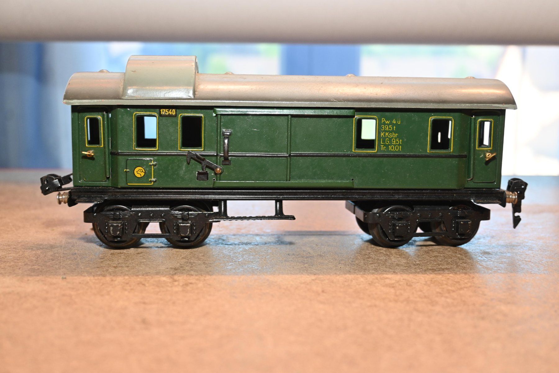 Märklin Modellini di ferrovie: Postwagen Märklin Spur 0 Antik – Usato da Laupen ZH venduto da Zmoewe 1