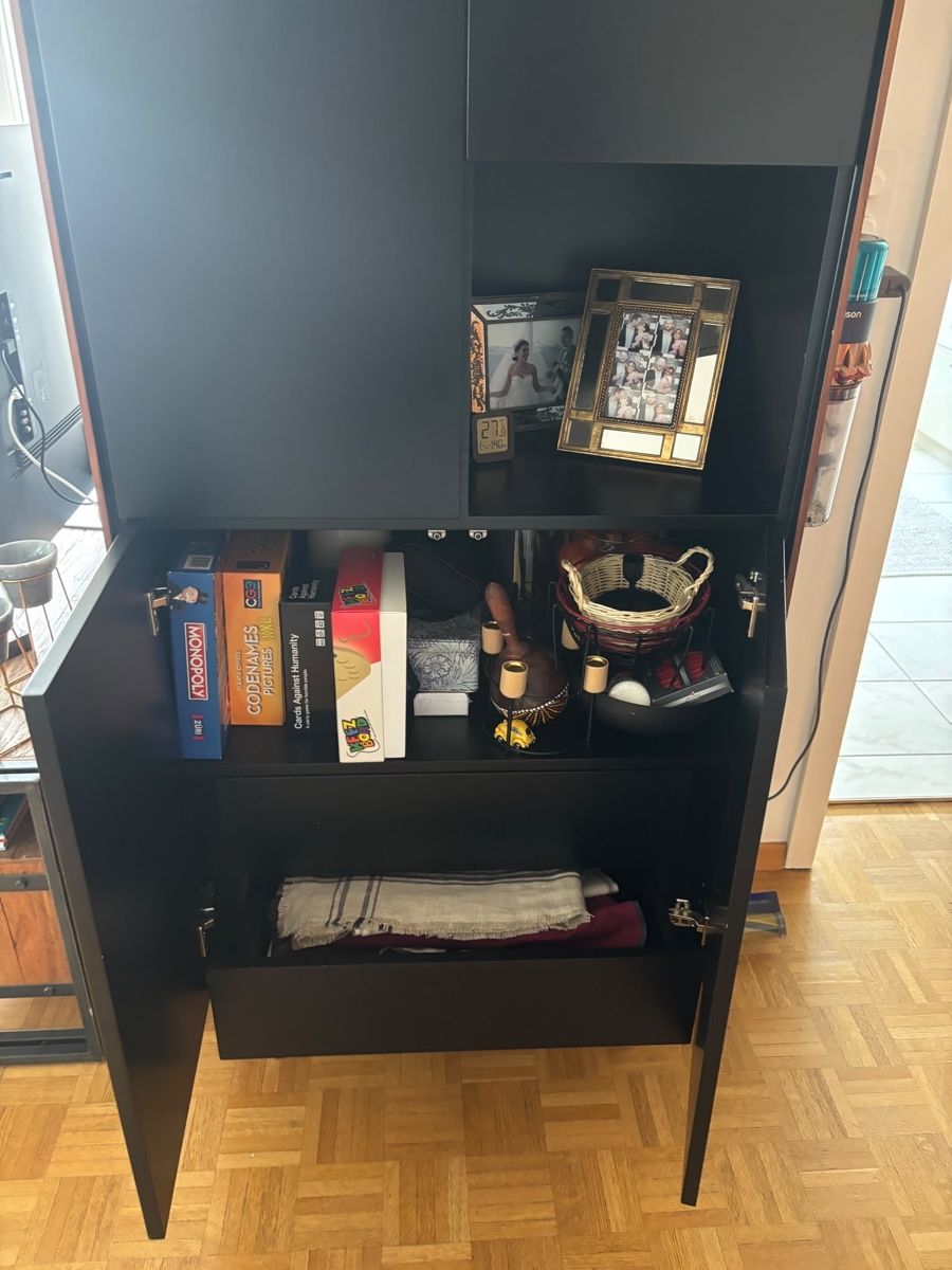 Büffets: Wood Custom Designed Highboard  – Gebraucht aus Zürich von Ashley2024 2