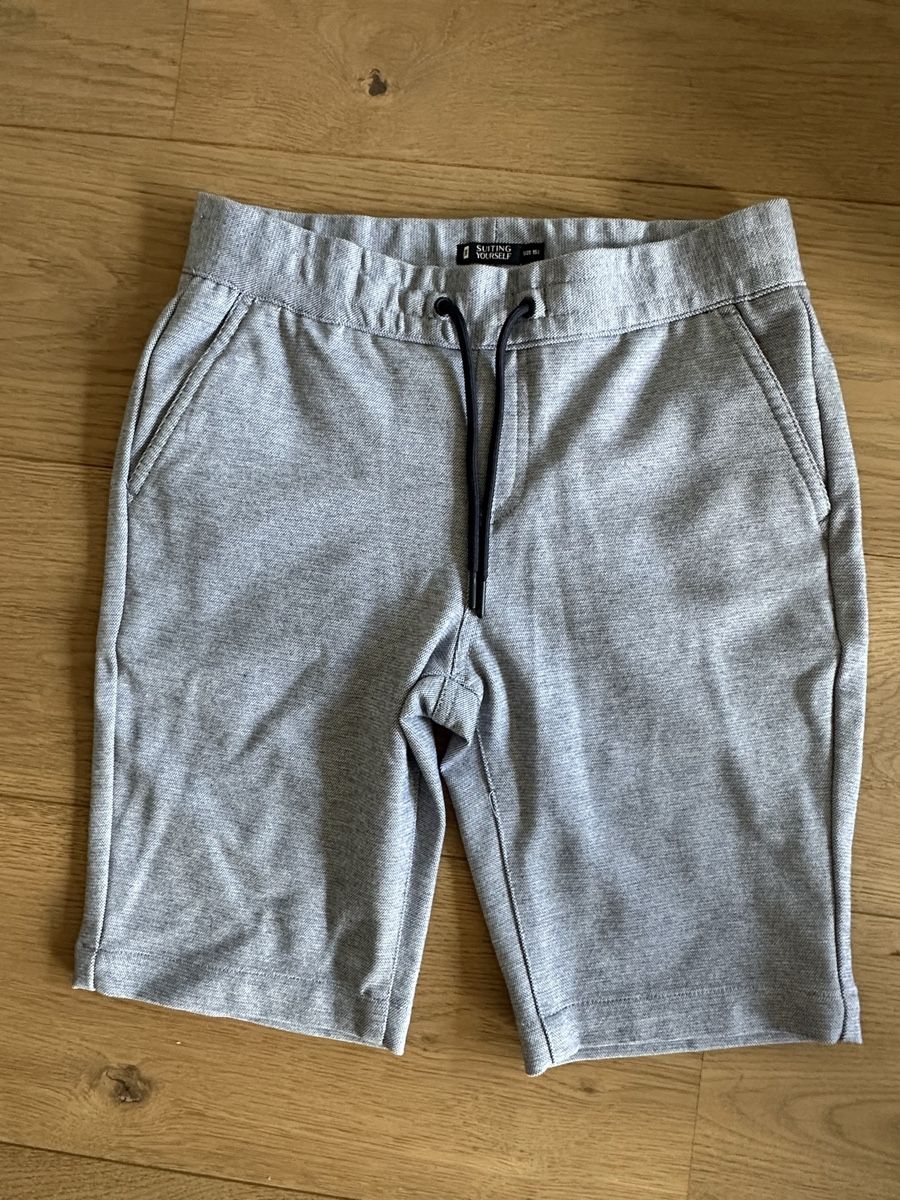 We Hosen: Jungsshorts – Gebraucht aus Rapperswil SG von kamost
