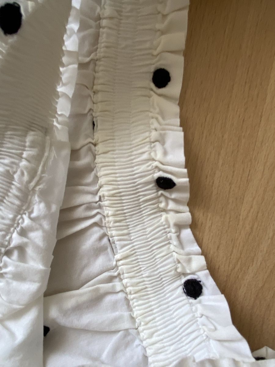 H&M Camicette: H&M Offshoulder Bluse gepunktet  – Usato da Dietlikon venduto da Luna77 1