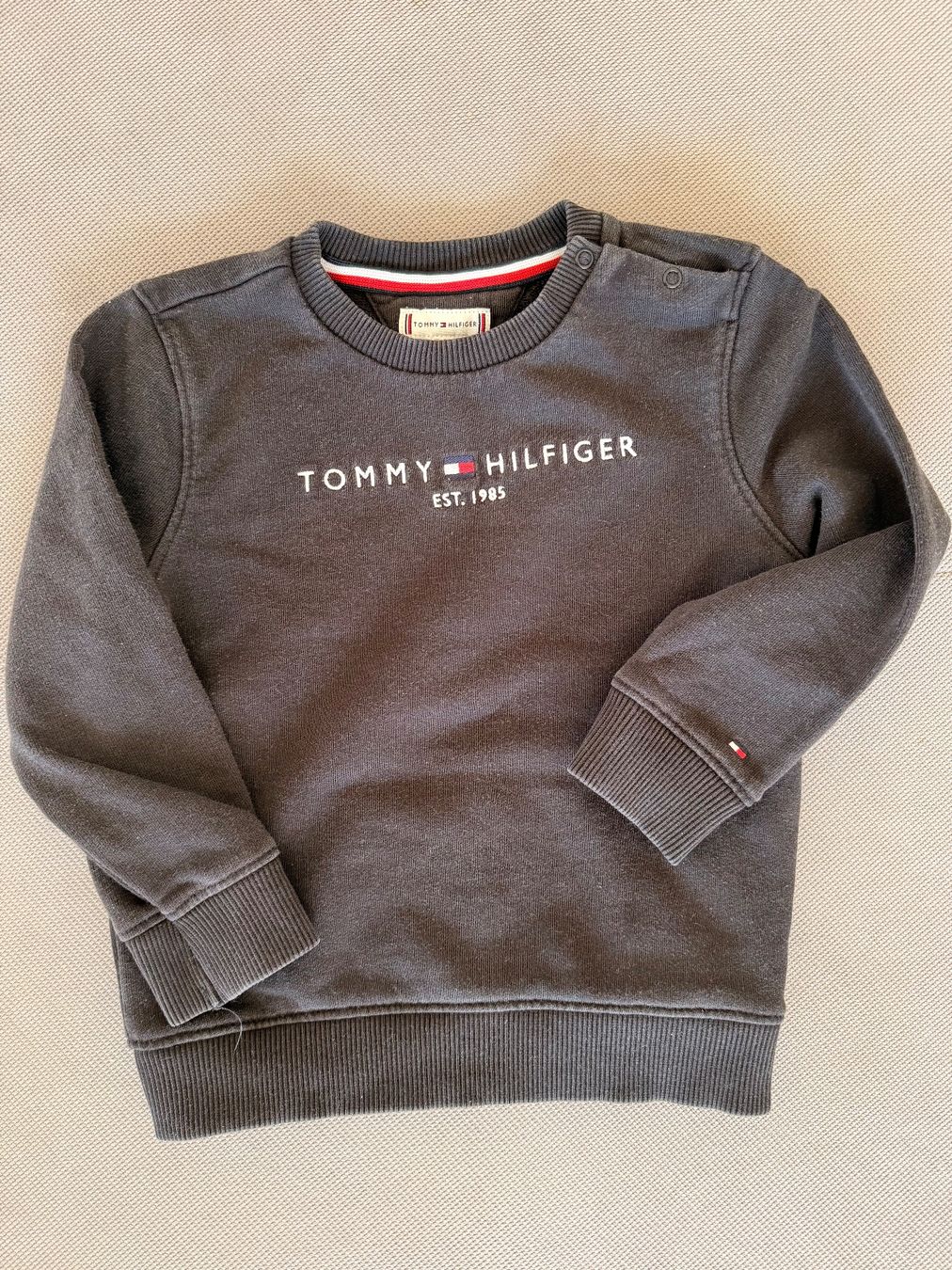 Tommy Hilfiger Maglioni & Felpe: Tommy Hilfiger Pullover 92 kinder – Usato da Beringen venduto da wik_9xdy 1