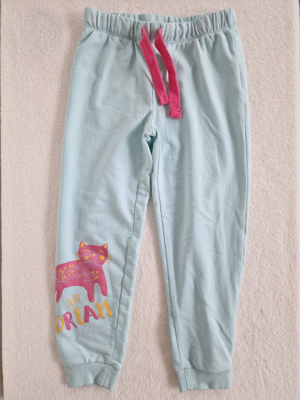 Lupilu Pantaloni: Mädchen Trainerhose Lupilu Gr. 110/116 – Usato da Hallau venduto da CHACLA