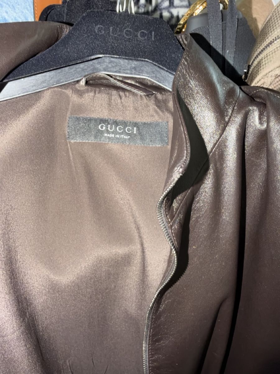 Gucci Vestes: Gucci leather Jecker  – Neuf (Voir description) à Genève par val_rp9x 2