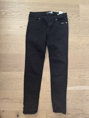 Love Moschino Black Jeans - Stylish & Comfortable!