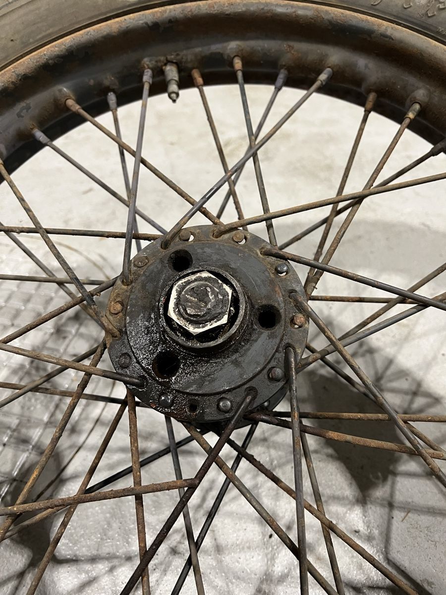 Pneumatici & Ruote complete: Oldtimer Rad Seitenwagen Motorrad – Usato da Schaffhausen venduto da ArthurM. 2