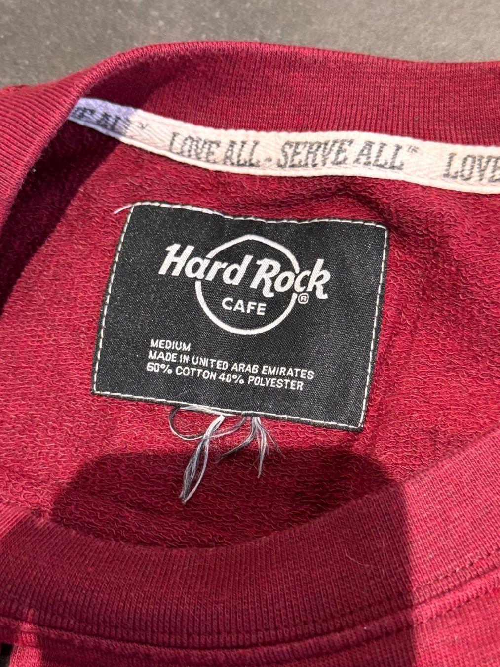 Pulls & Sweat-shirts: Bequemer Pullover Hard Rock Paris Gr. M Bordeaux Rot – D'occasion à Rothrist par Fondgruebe 5