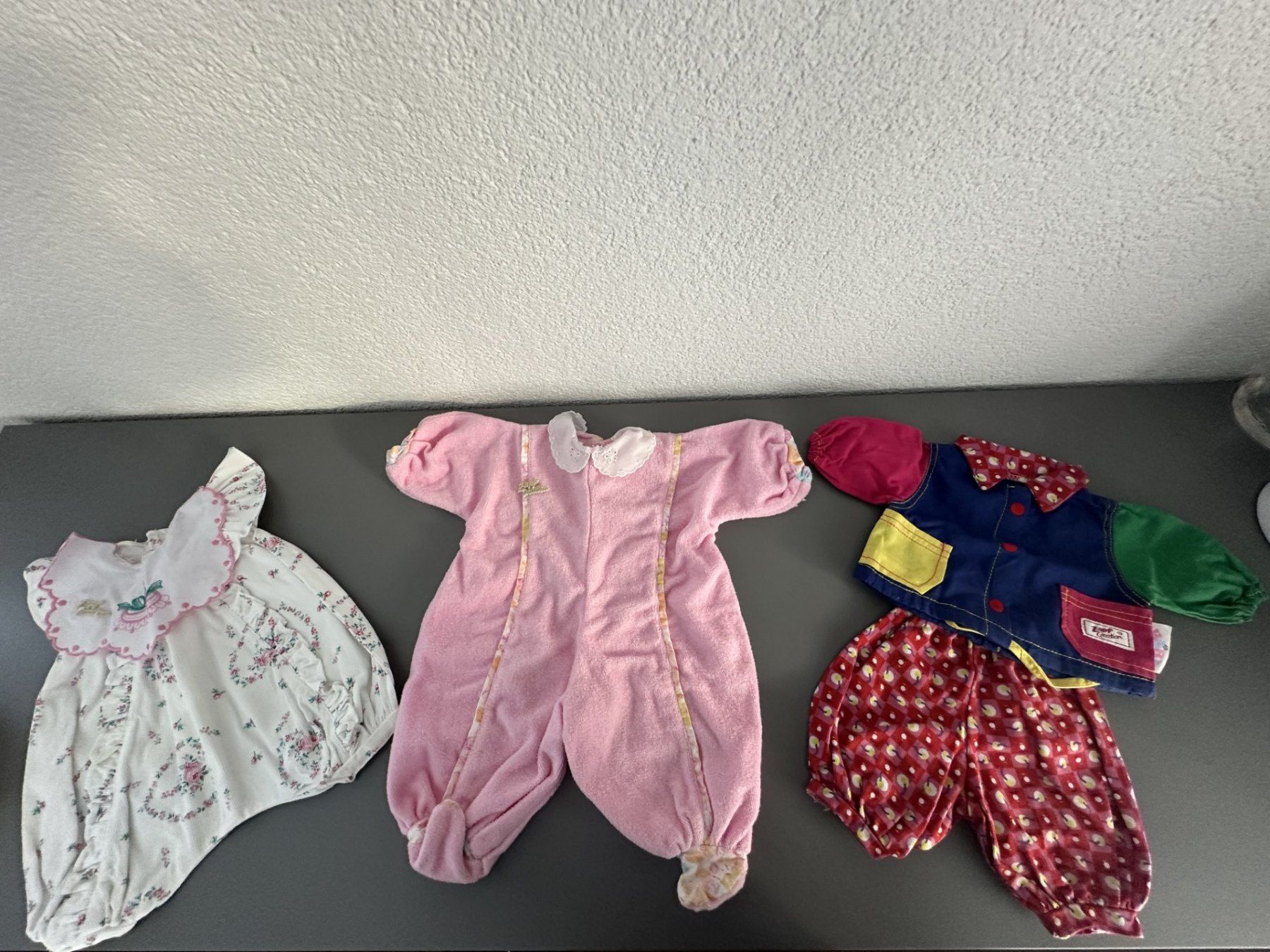Zapf Creation Bambole: Puppenkleider – Usato da Oberurnen venduto da Smile58