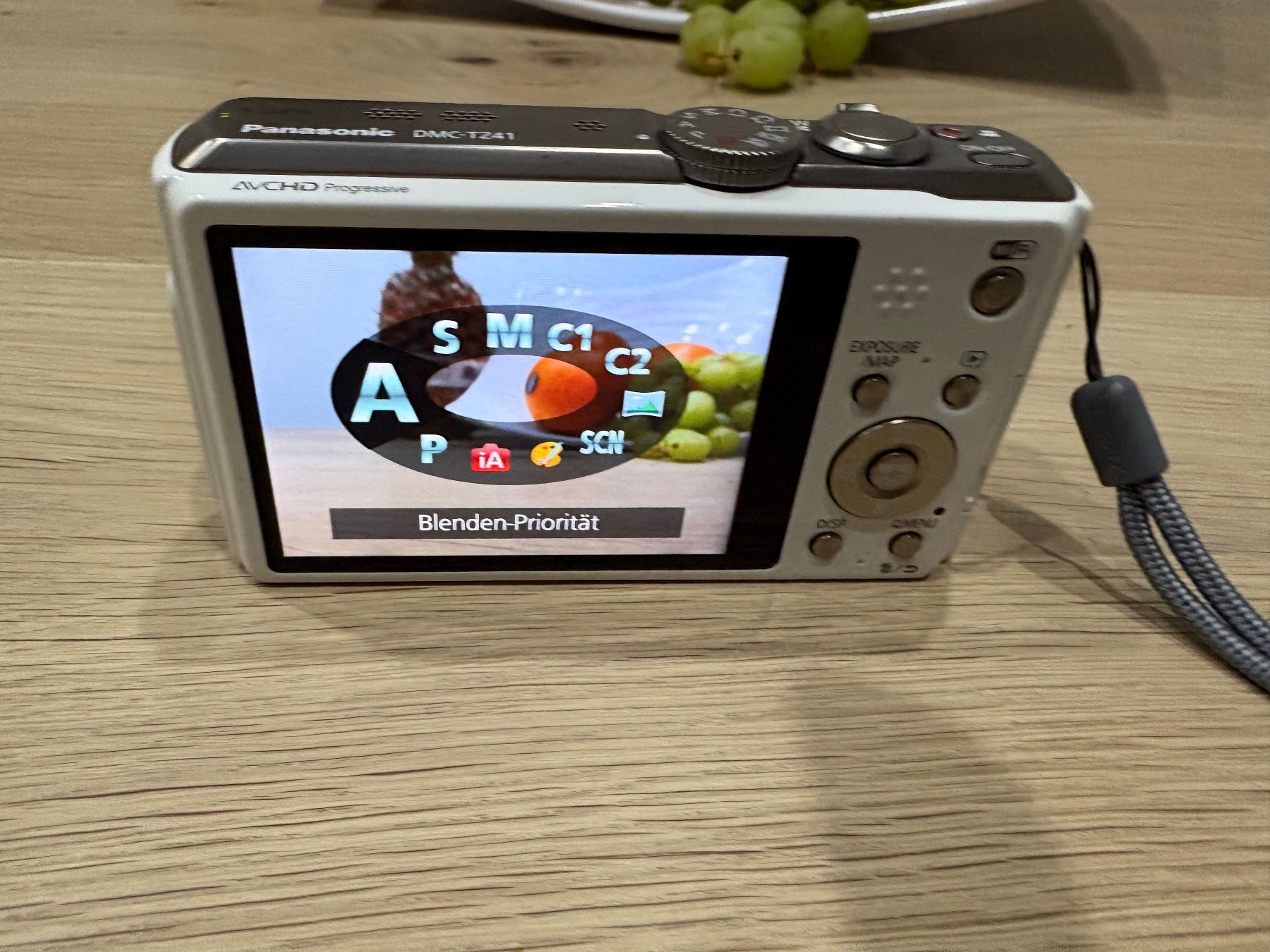 Panasonic Fotocamera: Panasonic Lumix DMC - TZ41 Digitalkamera – Usato da Lausen venduto da sen_jm7c 3