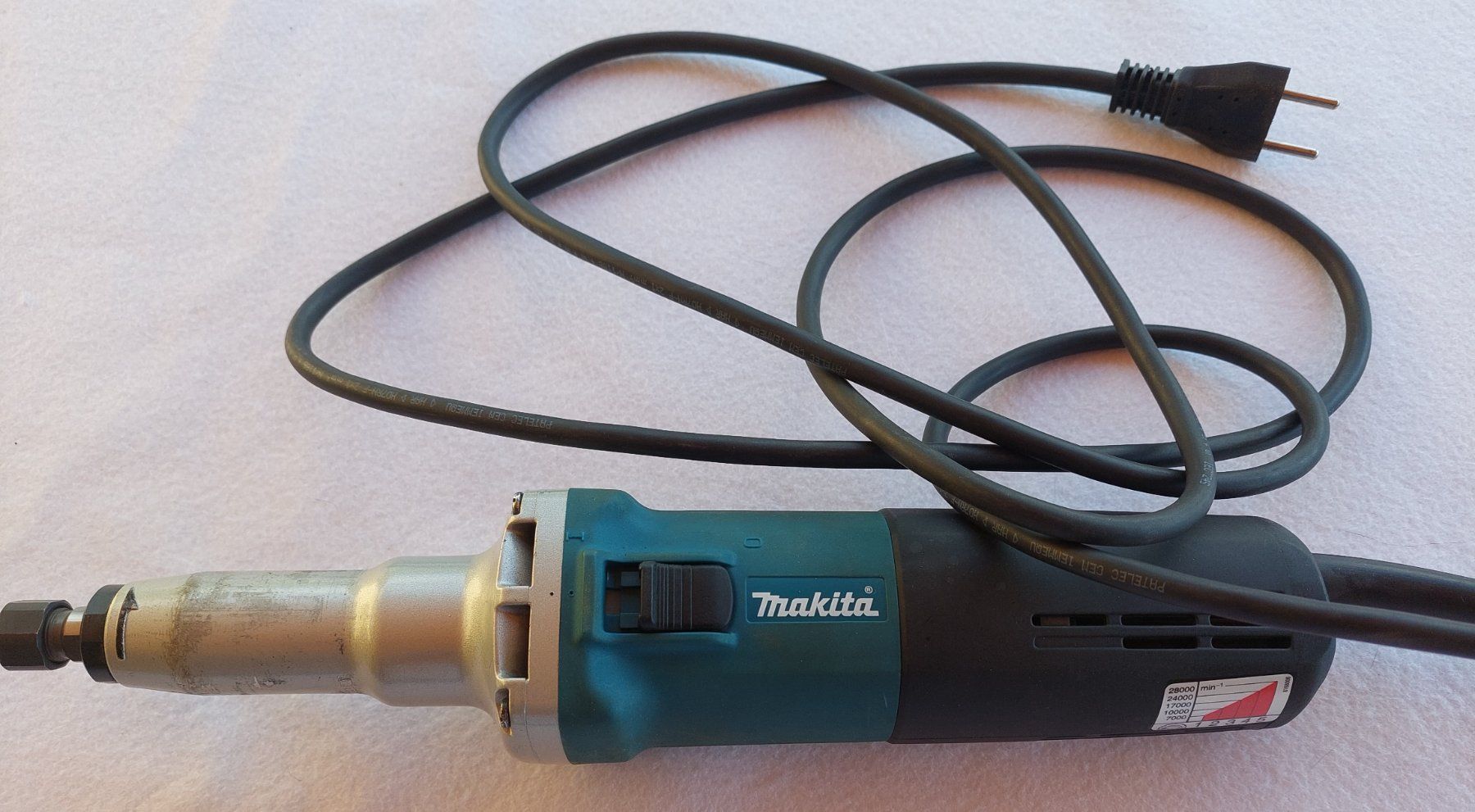 Makita Alle Maschinen: Meuleuse d'angle Makita GD0800C – Neu (gemäss Beschreibung) aus Brent von jos_2qs8 3