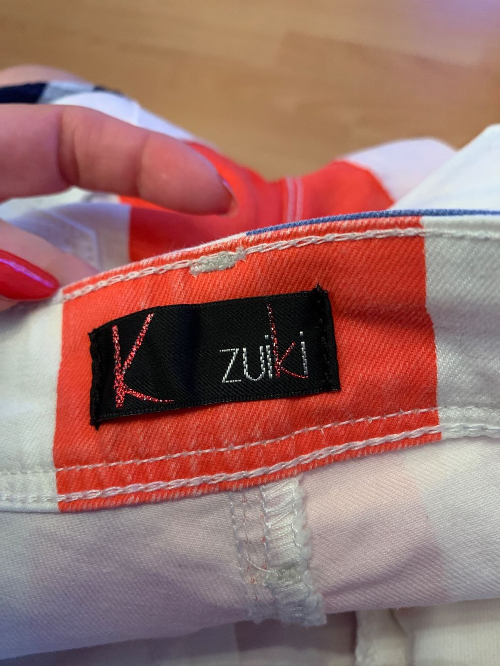 Jeans: Joli short Zuiki jeans taille 34 – Gebraucht aus MEYRIN von Gwendo10 2