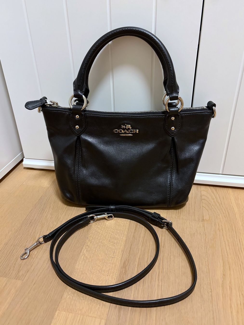 Coach Borse da donna: Coach Lederhandtasche schwarz – Usato da Wollerau venduto da wintersnowflake