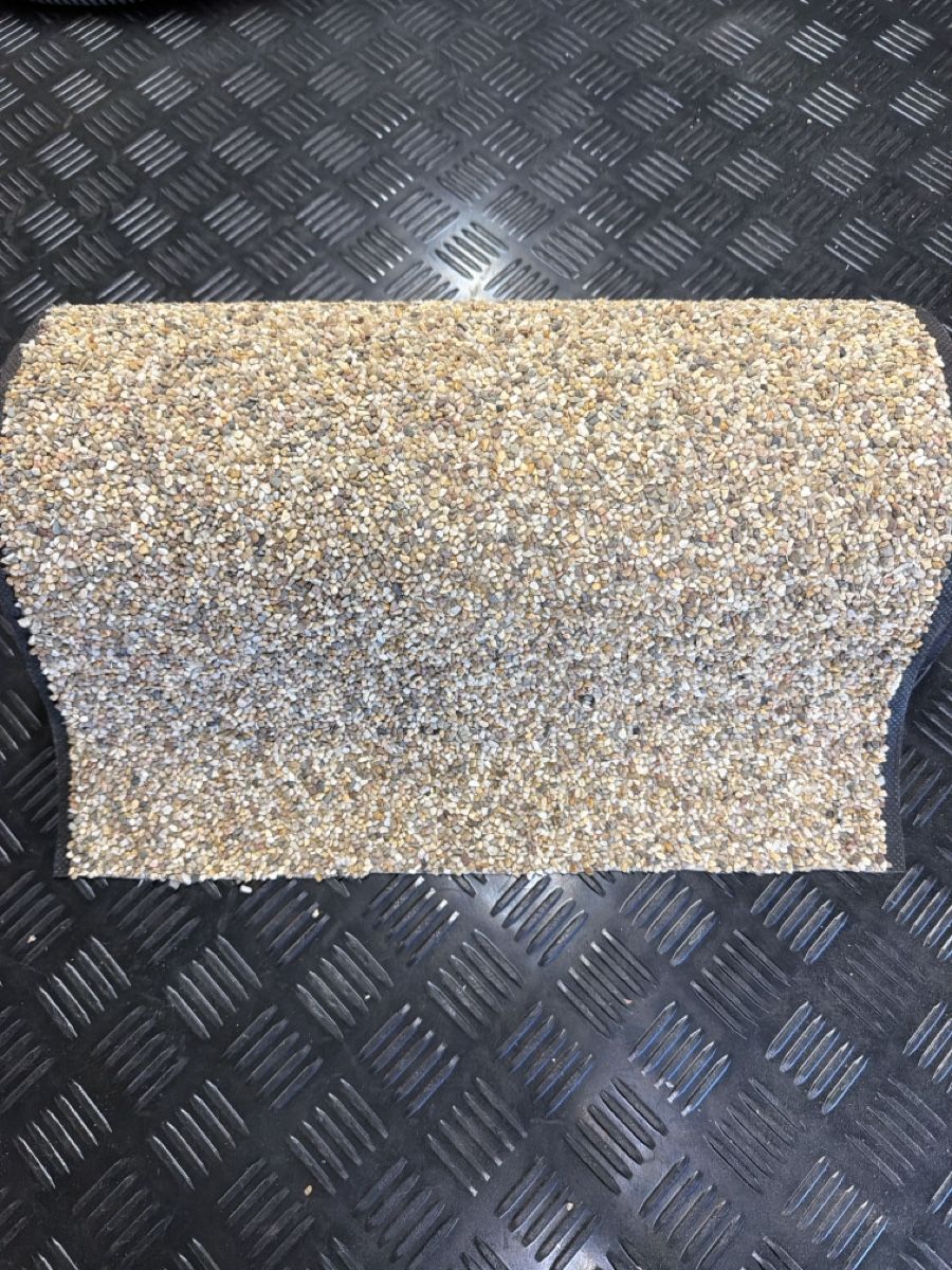 Mattoni da costruzione: Matte mit Kieselsteinen 40 cm breit – Nuovo (secondo la descrizione) da Oetwil an der Limmat venduto da Switz-3D