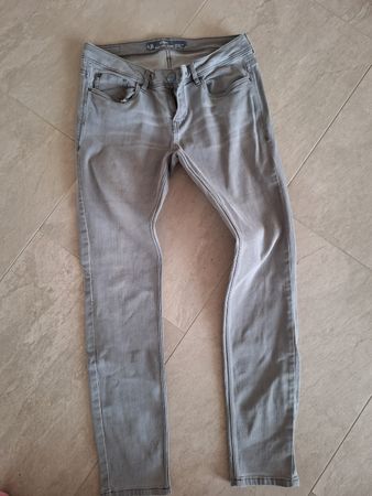 S.Oliver Damen Jeans, grau, Super Skinny, W31/L30 / Neuwerti