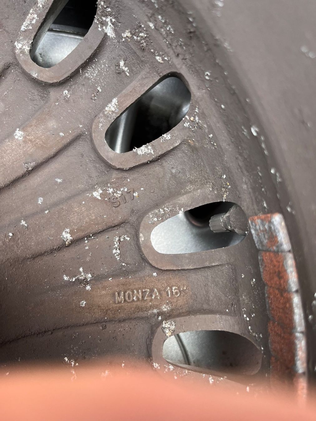 Citroën Cerchioni: 4 St. Citroen C5 Alufelgen – Usato da Rotkreuz venduto da advatec 2