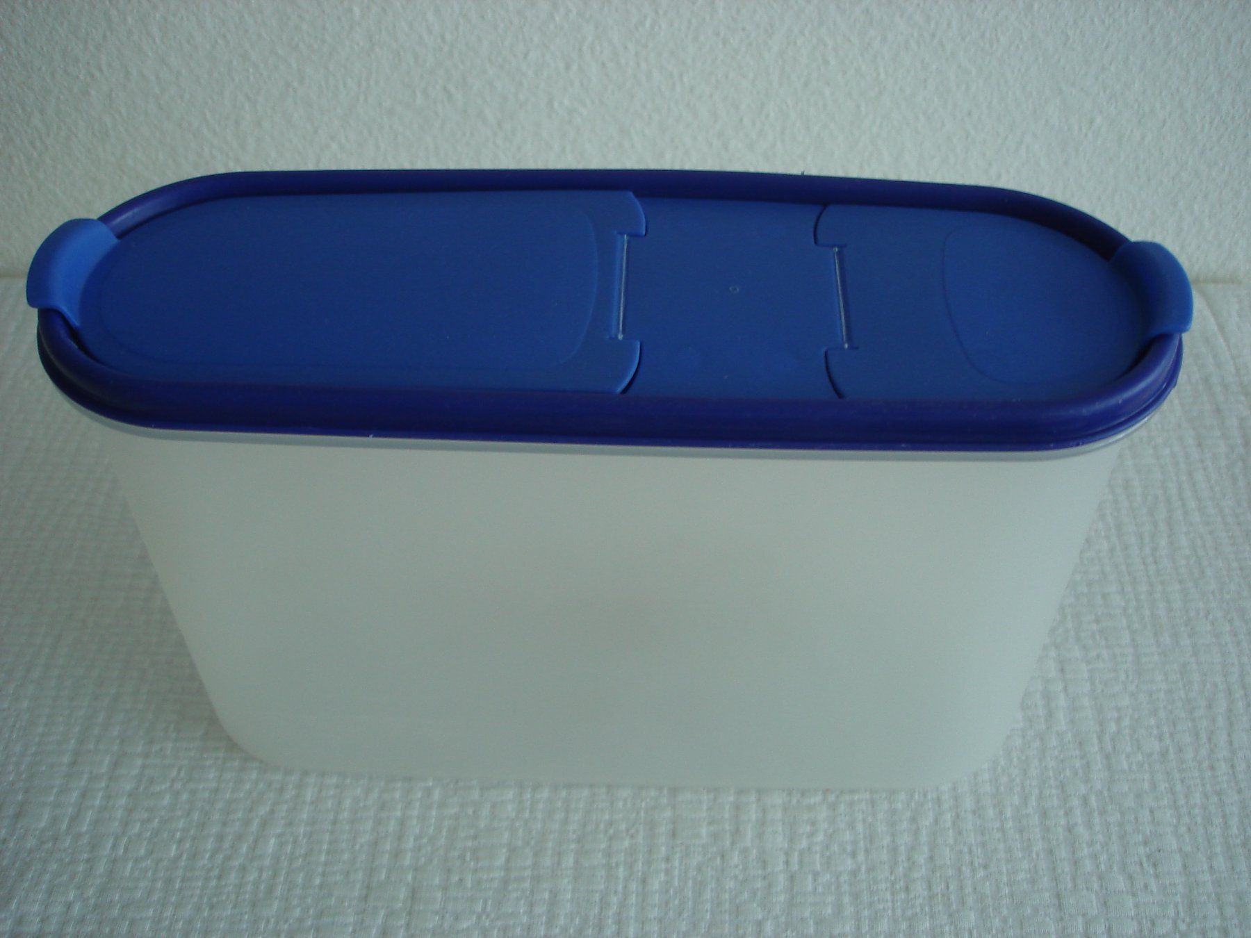 Tupperware Contenitori & Simili: 4 verschieden Tupperware Aufbewahrungsbehälter Box – Usato da Regensdorf venduto da anna059 1