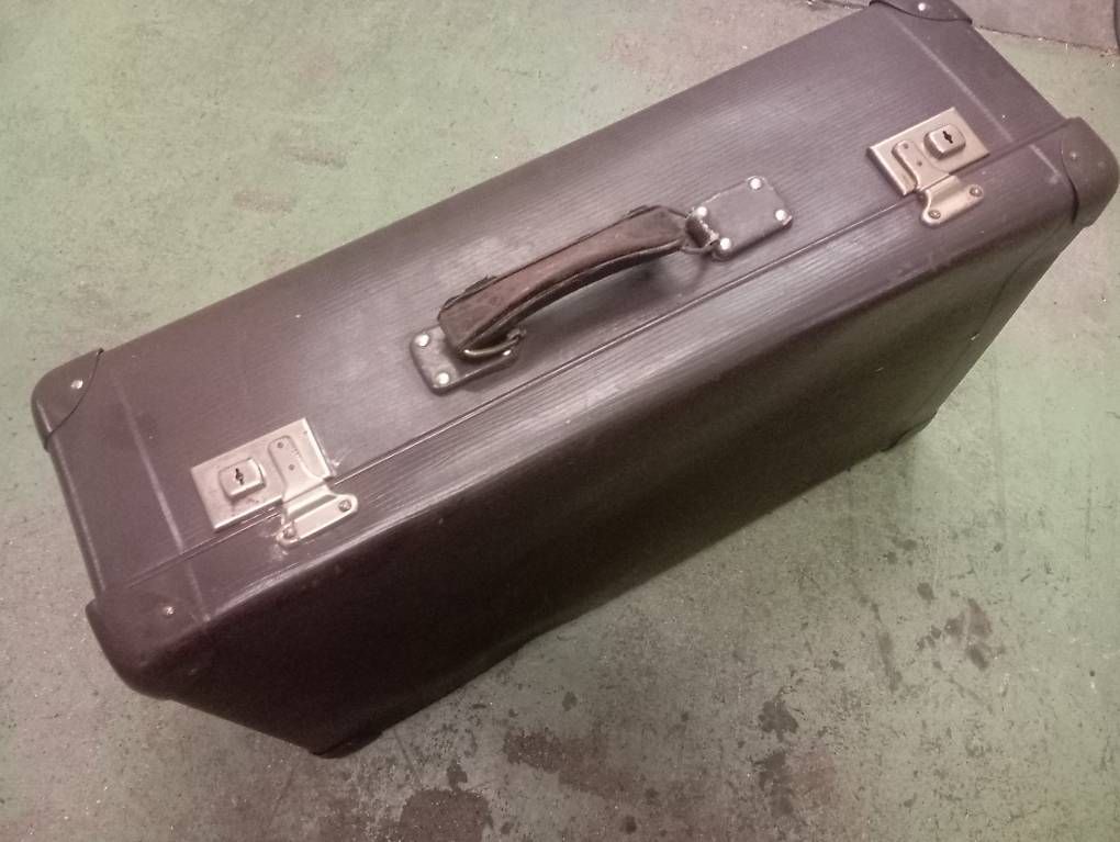 Valigie: Vintage Koffer aus Pappe – Usato da Basel venduto da Petergunn 3
