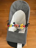 Babywippe Babybjörn mit Spielbogen