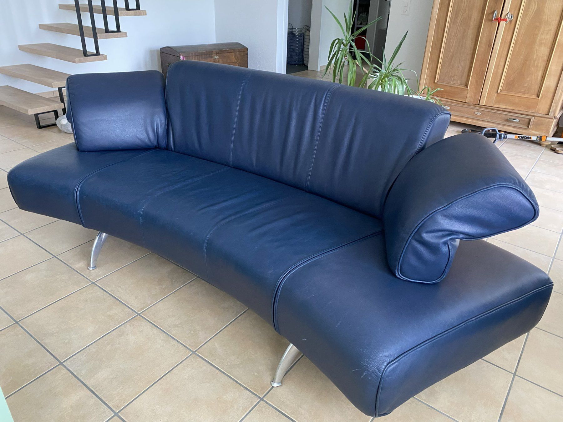 Team By Wellis Divani: Ledersofa - individuell verstellbar – Usato da Remetschwil venduto da edi_b26f 1