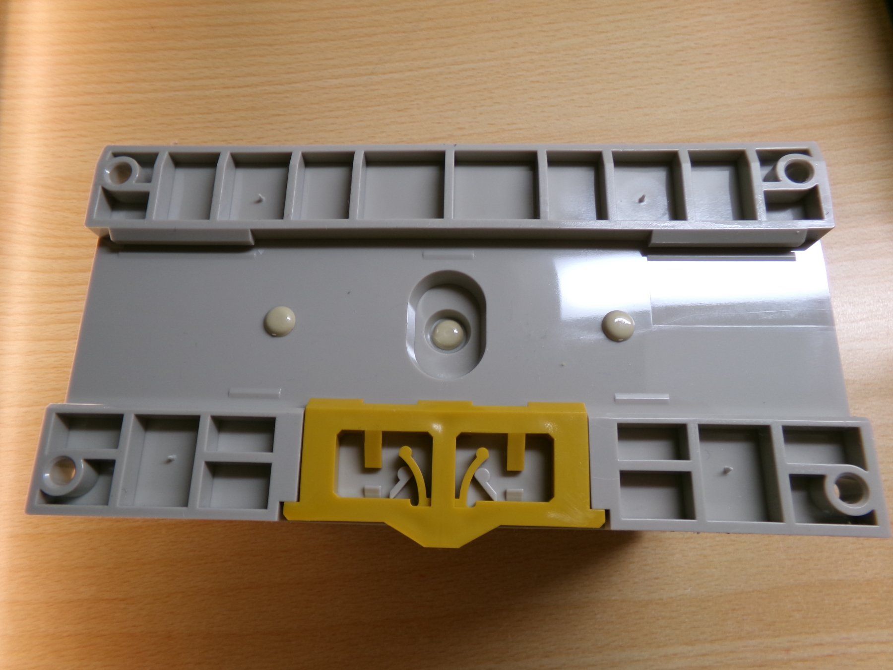 Omron Componenti elettronici: Spannungsversorgung 24V 4,2A Omron – Usato da Hombrechtikon venduto da Maloev17 5