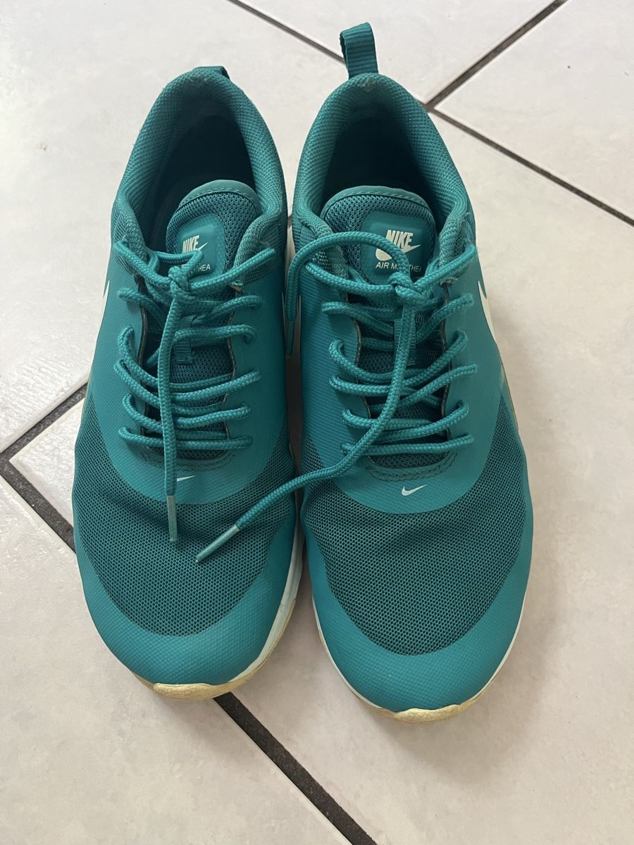 Nike Damenschuhe: Nike Air Max Thea 41 – Gebraucht aus Bern von Ginocchi 1