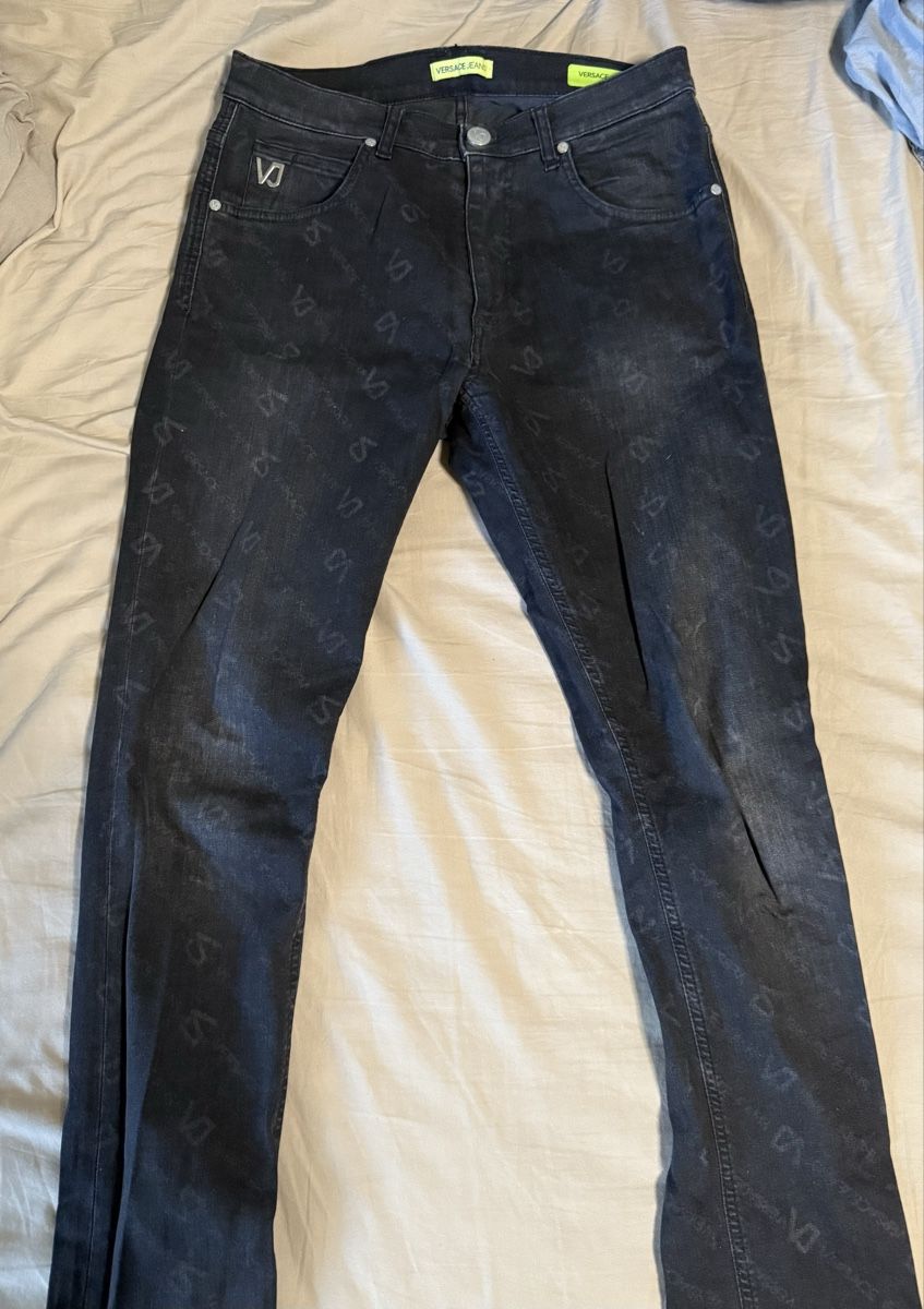 Versace Jeans: Versace Jeans – Nuovo (secondo la descrizione) da Windisch venduto da fabio_433