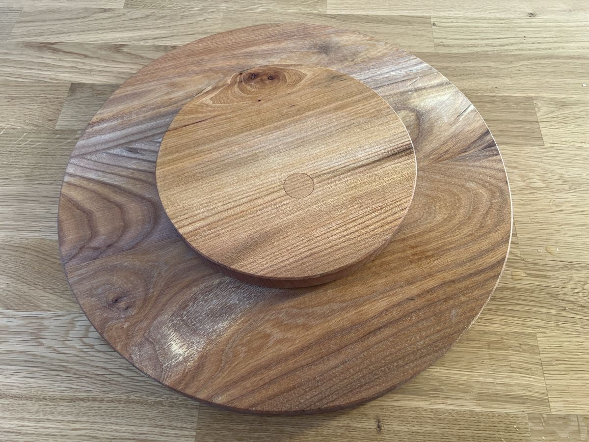 Piatti di portata: Holz-Drehteller/ Servierteller, Durchmesser 41cm, neu – Nuovo (secondo la descrizione) da Basel venduto da clembou 1