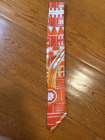 Hermes twilly  un peu sale