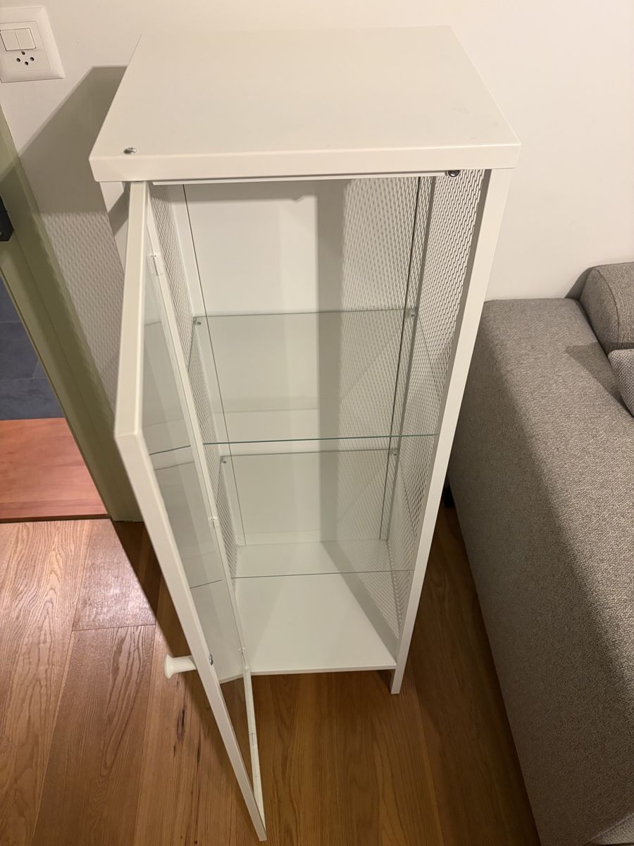 Ikea Vetrine: Baggebo Vitrine von IKEA  – Usato da Gerlikon venduto da smshb94 2